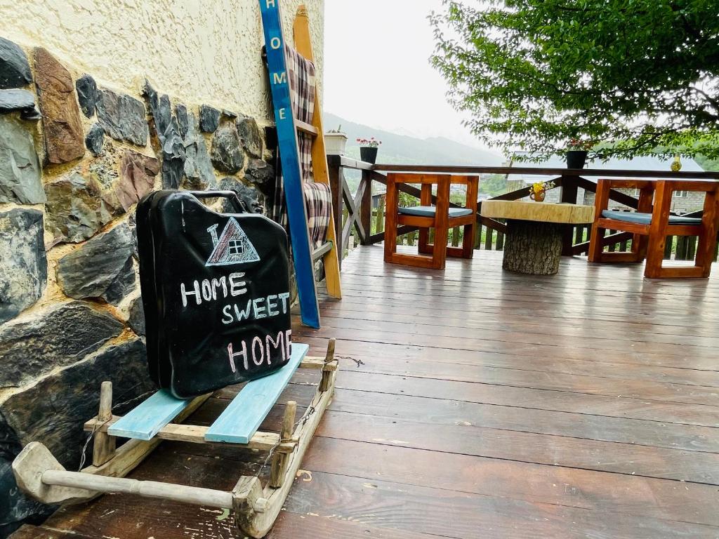 Ioska's House room 3